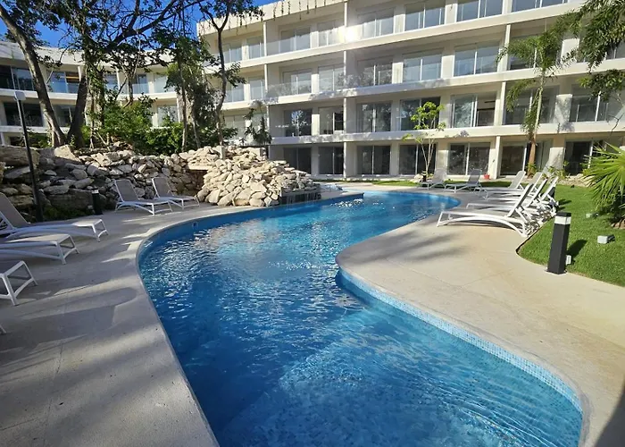 Modern Playacar With Poolside Views & Nature *