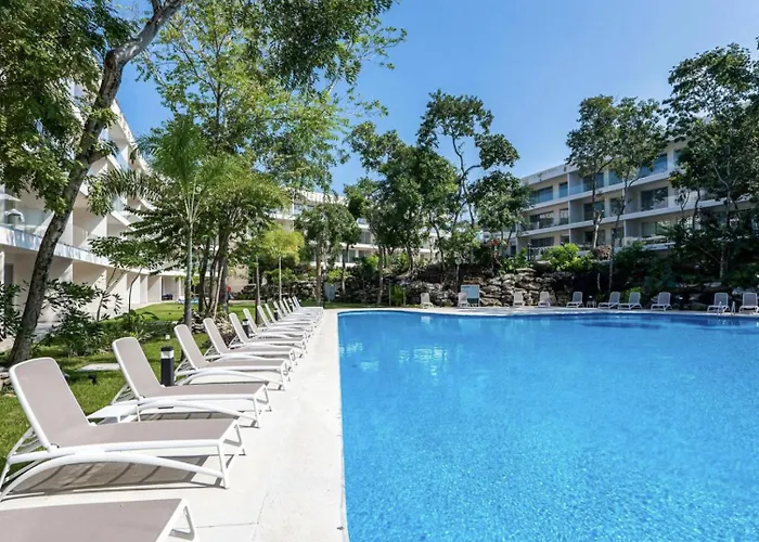Apartamento Modern Playacar With Poolside Views & Nature *