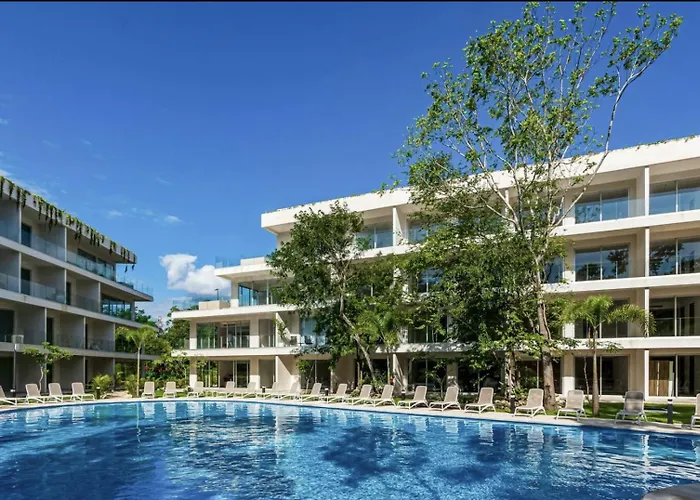 Apartamento Modern Playacar With Poolside Views & Nature *